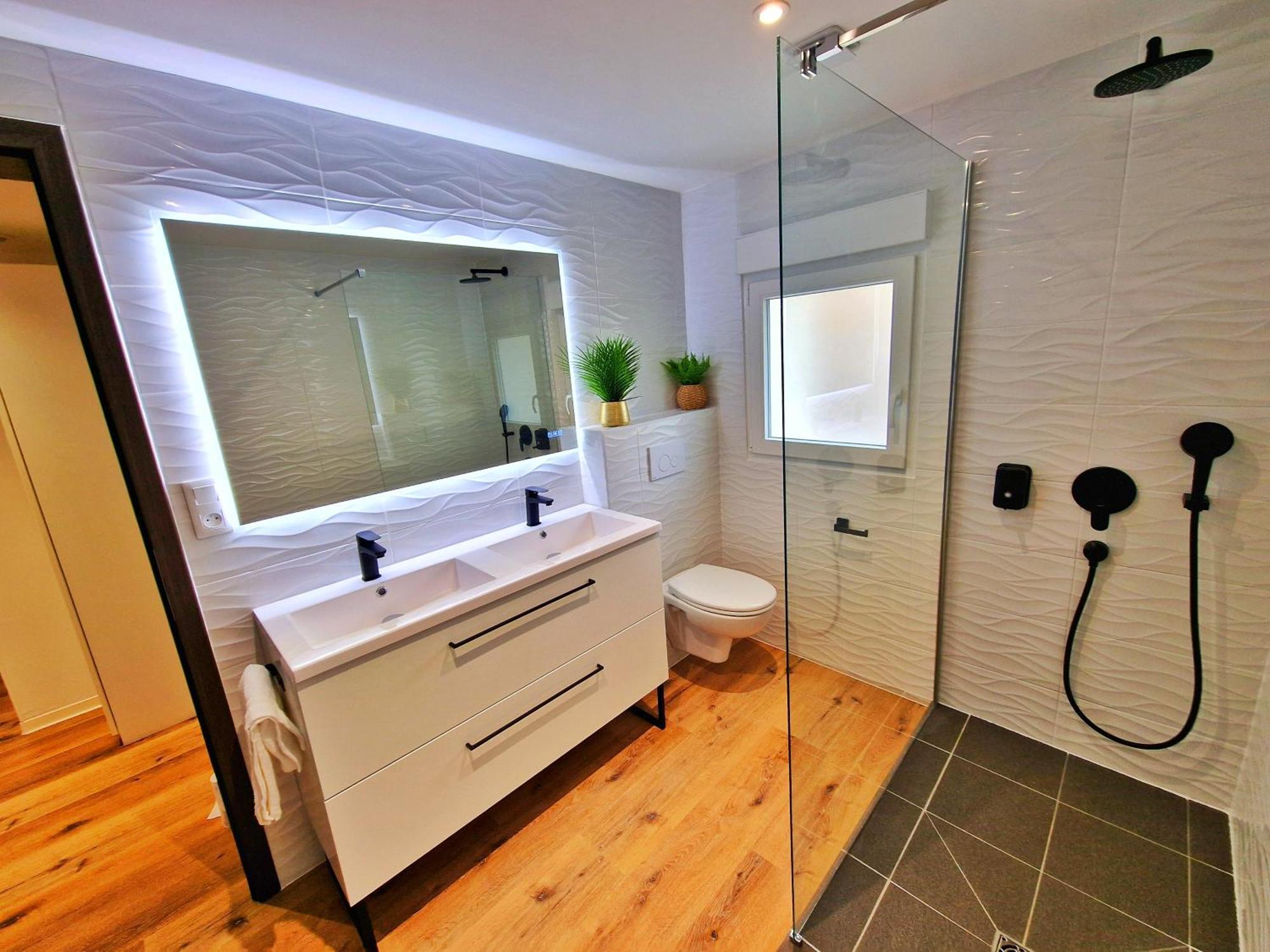 Relax Spa-4 Pers-Jacuzzi-Parking-Jardin-Clim-Colmar Muntzenheim エクステリア 写真