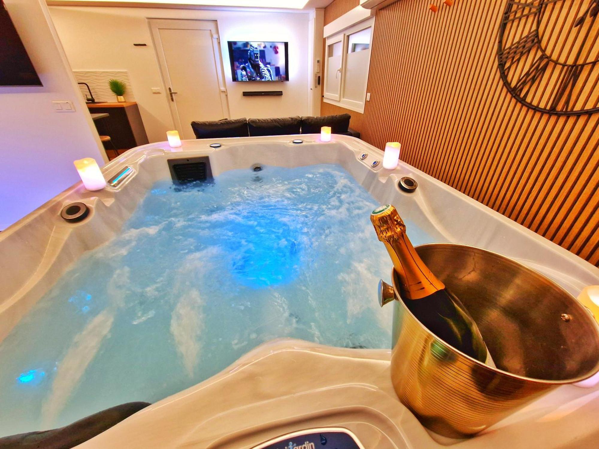 Relax Spa-4 Pers-Jacuzzi-Parking-Jardin-Clim-Colmar Muntzenheim エクステリア 写真